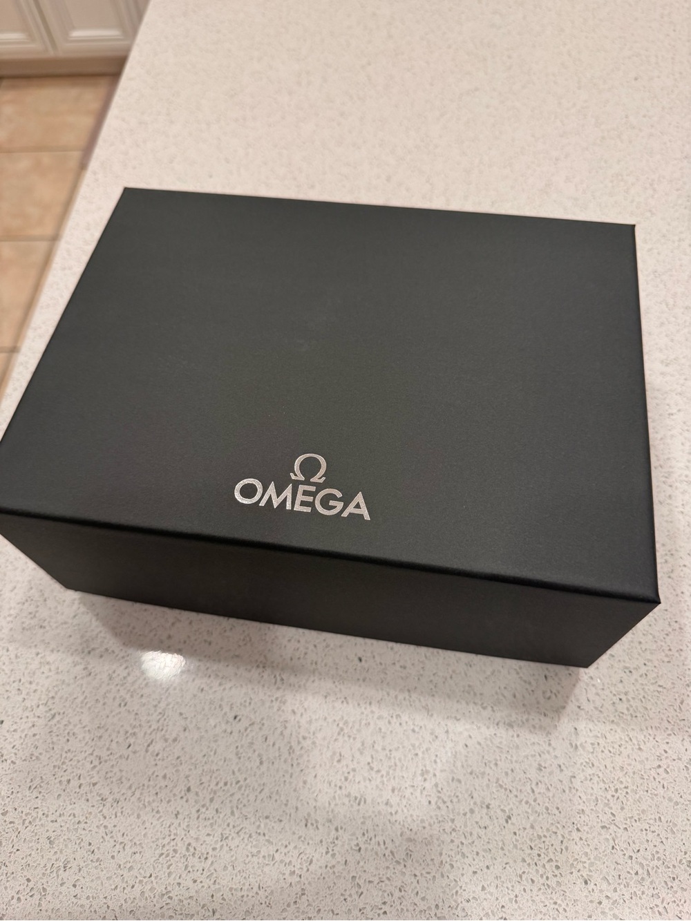 Omega Speedmaster Professional Black box and Travel Case - Picture 3 of 7